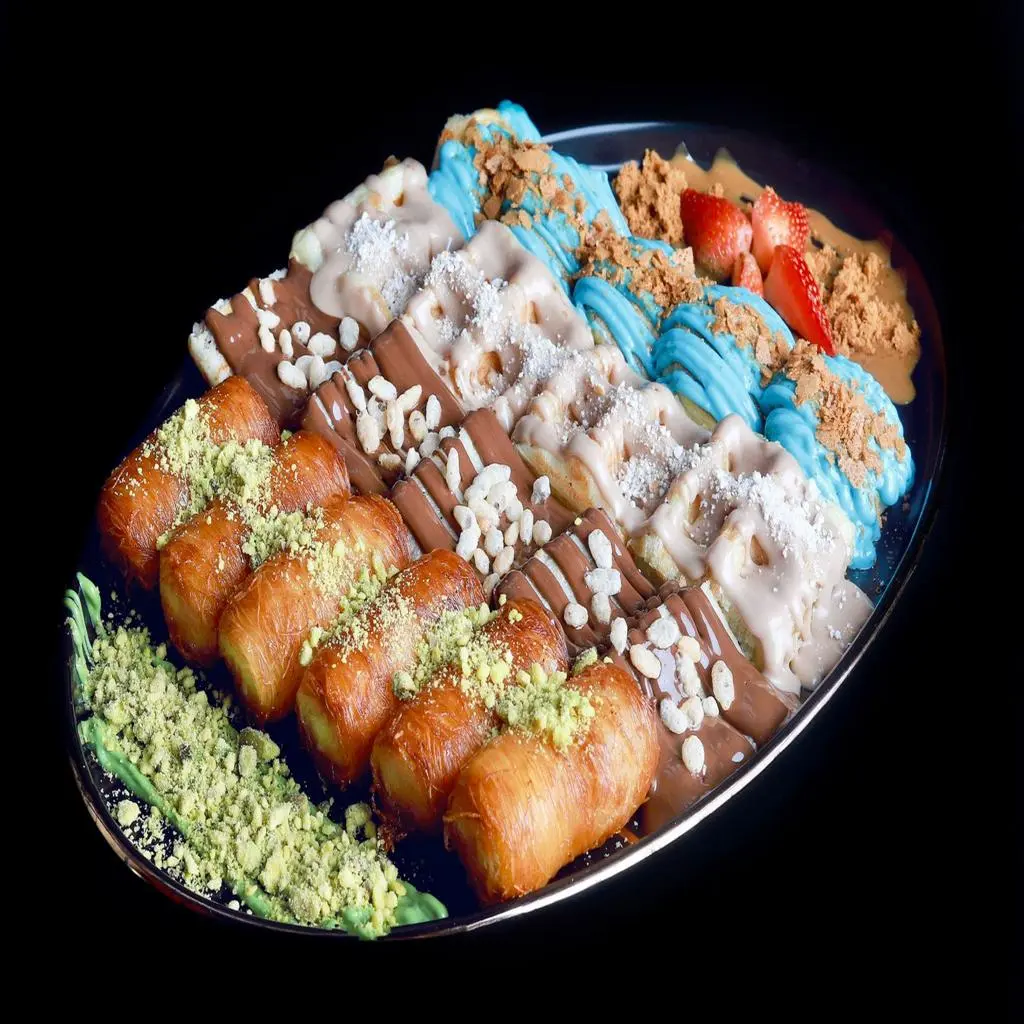 Mixed Boulevard Dessert Box